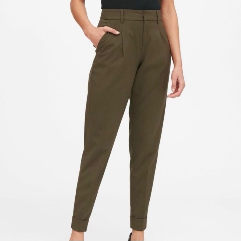 BR Petite Tapered Pants - Olive Green
